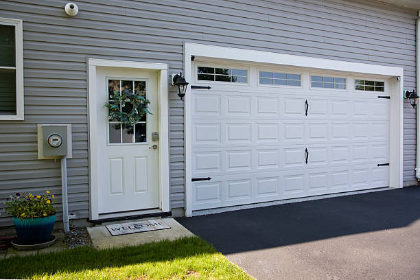 24/7 Emergency Garage Door Panel Replacement experts in Marion County County, SC